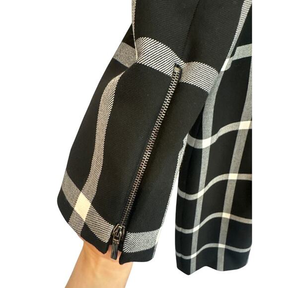 Women’s BOSS by HUGO BOSS Size 10 Black & White Plaid Knit Dress - Picture 5 of 5